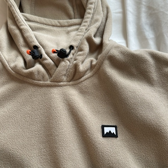 Montec Women's Tan Hoodie - Picture 6 of 9